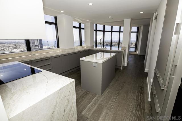 100 Harbor Drive, San Diego CA: https://media.crmls.org/mediaz/f31d86f0-8351-48dc-8a36-ae43fc49b601.jpg