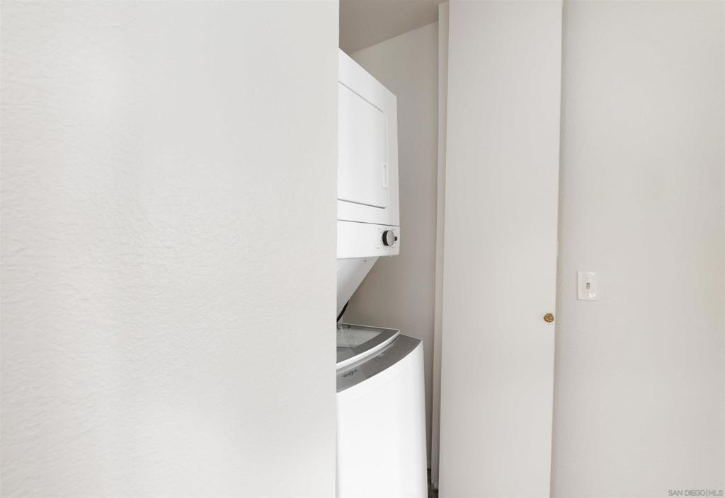 MLS #250042592SD image #11