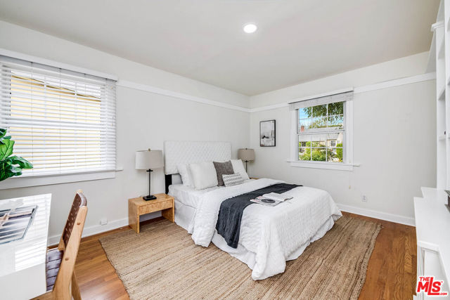 5728 Columbus Avenue Avenue, Sherman Oaks CA: https://media.crmls.org/mediaz/f31ec626-3f2b-443f-8ba3-a6c5c8df1f4c.jpg