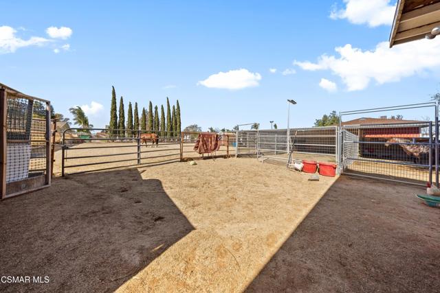 4931 Roundup Road, Norco CA: https://media.crmls.org/mediaz/f31f0cb5-1d2b-4292-ba69-a0bed98bde99.jpg