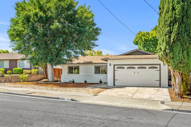 2361 Panoramic Drive, Concord CA: https://media.crmls.org/mediaz/f31f6b87-f77b-4941-8ef6-e813cdbba4bb.jpg