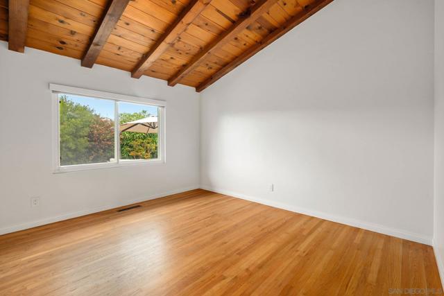 3537 Addison St, San Diego CA: https://media.crmls.org/mediaz/f3202a00-9056-484e-9c7d-ef3463393f10.jpg