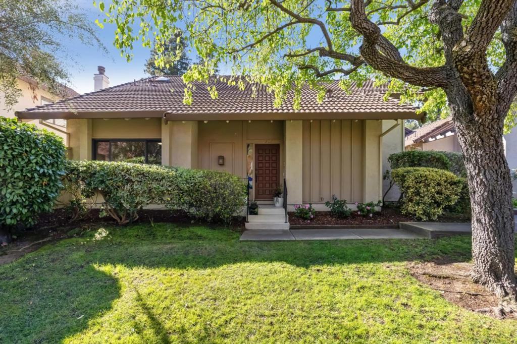 1927 Amalfi Way