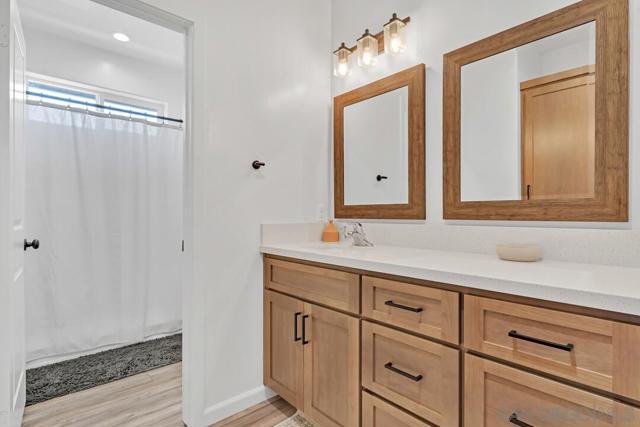 130 Scenic Dr, El Cajon CA: https://media.crmls.org/mediaz/f321e5d2-a4ff-4ade-b32d-2ae100a43761.jpg