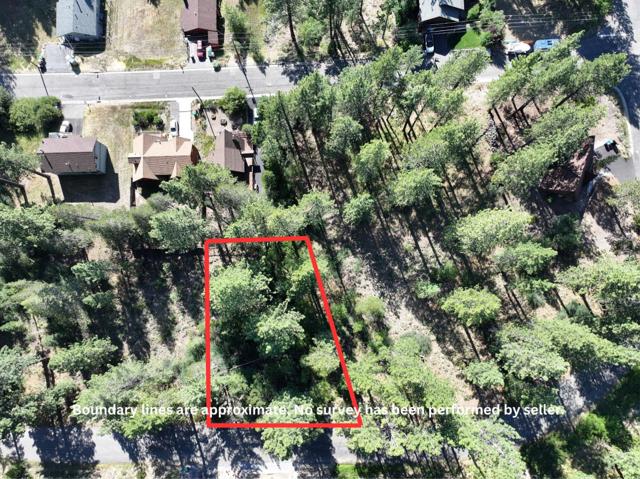 881 Onnontioga Street, South Lake Tahoe CA: https://media.crmls.org/mediaz/f3225d87-4952-42ed-bc16-81af37894804.jpg