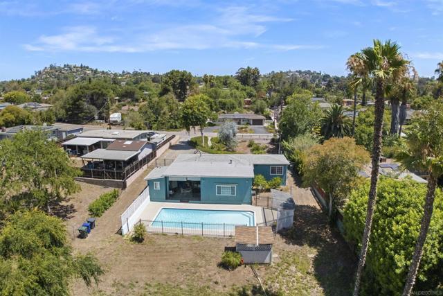 10705 Louisa Dr., La Mesa CA: https://media.crmls.org/mediaz/f3235cd3-3587-43a6-885e-f7e52b456205.jpg