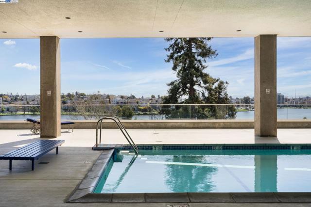 Image 45 of 50 For 565 Bellevue  1903