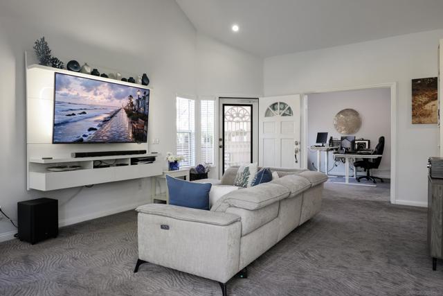 11370 Camino Playa Cancun, San Diego CA: https://media.crmls.org/mediaz/f324fc50-e54f-4037-ba73-39605e558cfa.jpg