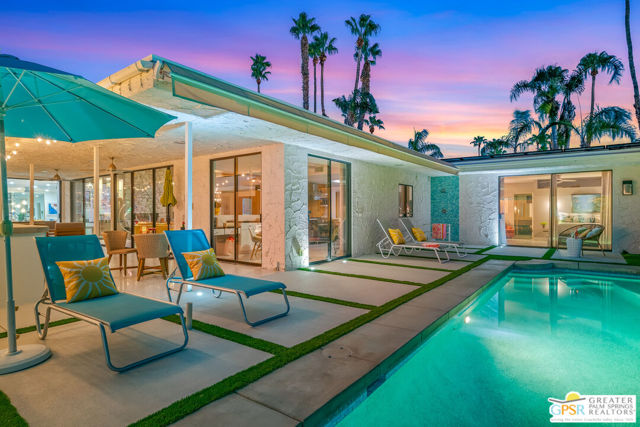 1404 E Sierra Way, Palm Springs CA: https://media.crmls.org/mediaz/f327e2c8-03fb-487a-b324-b5c4b3705730.jpg