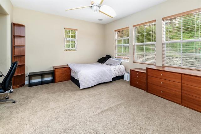 6851 Helenite Place, Carlsbad CA: https://media.crmls.org/mediaz/f32812a7-3e33-416f-bfd4-a16b09d04246.jpg