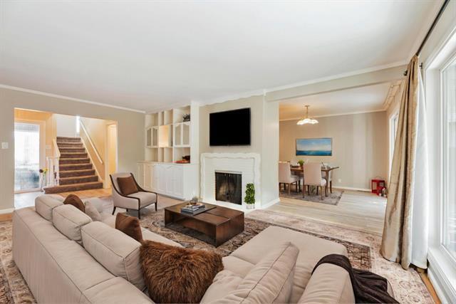 20 Queen Anne Court, Millbrae CA: https://media.crmls.org/mediaz/f3287c95-7cd9-4363-8ba9-eea5cb9be7ac.jpg