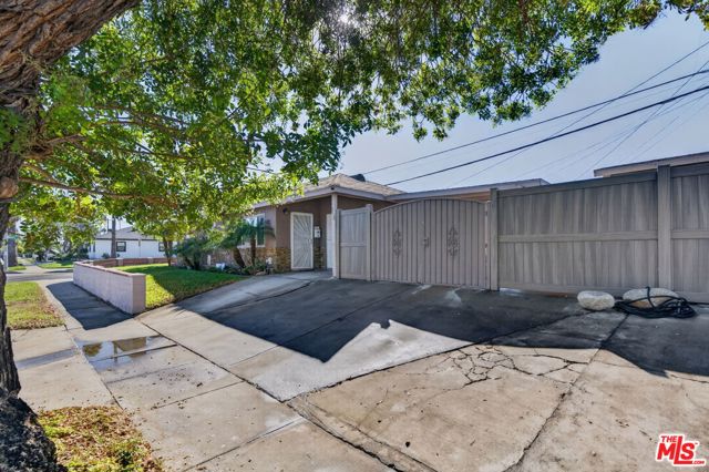 248 East 186th Street photo 3