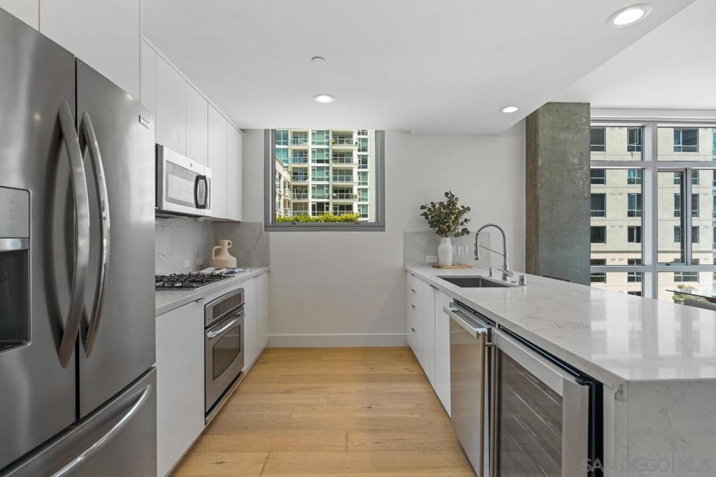 800 The Mark Ln - photo 17