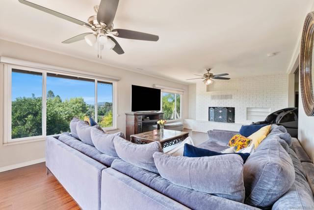 644 Eldorado Drive, Escondido CA: https://media.crmls.org/mediaz/f32aa5b0-bd02-48dd-a04a-3e5d828f7fbc.jpg