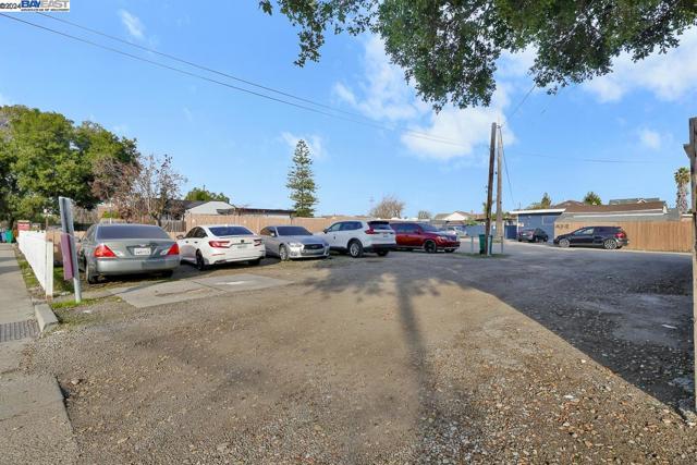 Image 9 of 58 For 24524 Mohr Dr