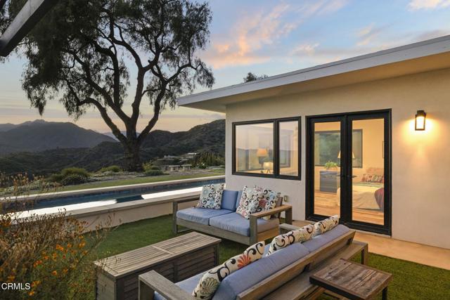 1417 Foothill Road, Ojai CA: https://media.crmls.org/mediaz/f32b47a3-9a1d-4e01-8ab1-16c893972bf3.jpg