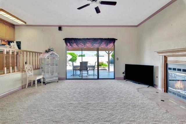 270 Rio Vista Drive, King City CA: https://media.crmls.org/mediaz/f32b5a3b-9de8-4956-b09c-db059187b01b.jpg