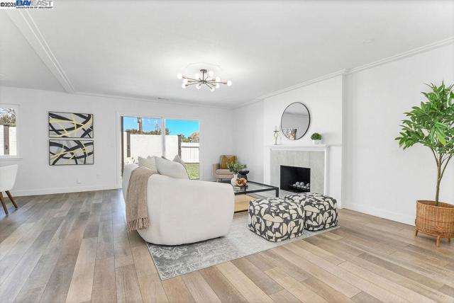 8794 Wicklow Ln, Dublin CA: https://media.crmls.org/mediaz/f32c05be-1378-4a31-8fcc-a01533ed06b4.jpg