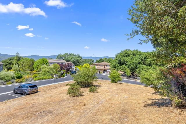 2393 Banyan Street, Gilroy CA: https://media.crmls.org/mediaz/f32c8242-b4c7-4970-ac70-3870a05cad15.jpg