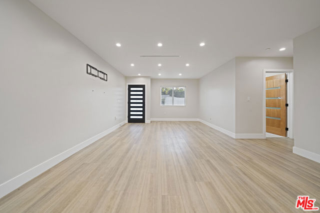 17443 Valerio Street photo 5