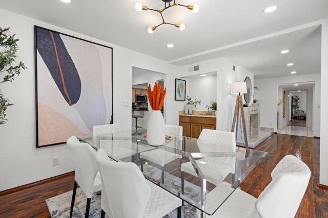 522 Thain Way, Palo Alto CA: https://media.crmls.org/mediaz/f32e451d-b5f8-457b-9e47-8880a54bc8ec.jpg