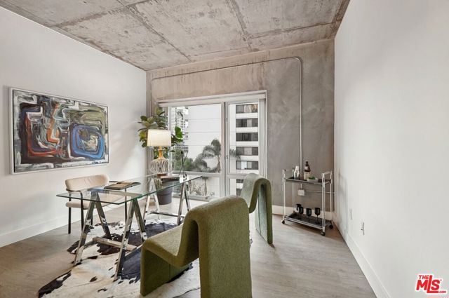 645 W 9th Street, Los Angeles CA: https://media.crmls.org/mediaz/f32e9cbb-e60b-472d-b867-6a18a9671a2e.jpg