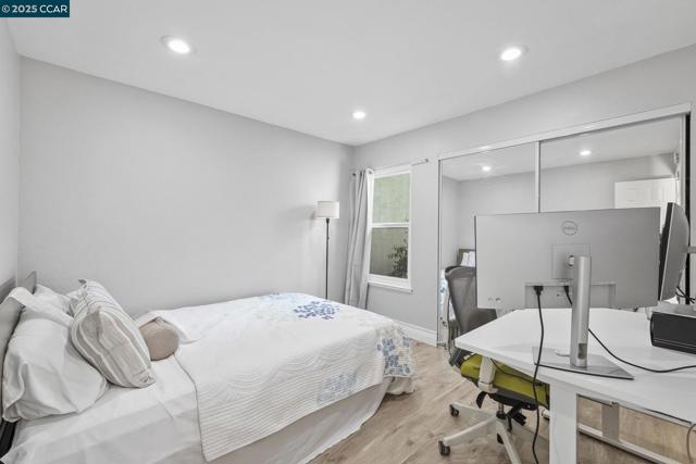 1117 Indian Summer Ct, San Jose CA: https://media.crmls.org/mediaz/f32ed4e8-699e-4815-8b3b-bb22bce25226.jpg