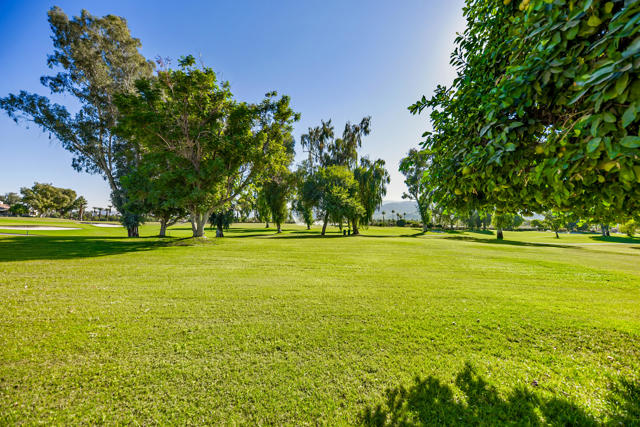 Image 5 of 21 For 749 Inverness Drive