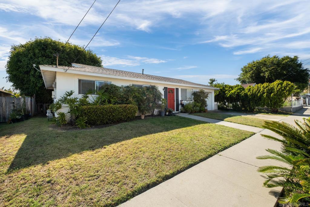 4935 Roja Drive