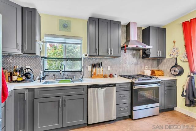 1003 Hayes Ave, San Diego CA: https://media.crmls.org/mediaz/f3308fcc-a57b-4e01-a4b4-888625435840.jpg