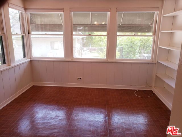 1710 Oakwood Street, Pasadena CA: https://media.crmls.org/mediaz/f330b951-fb6a-4c7c-b9e4-c3c50c48169f.jpg