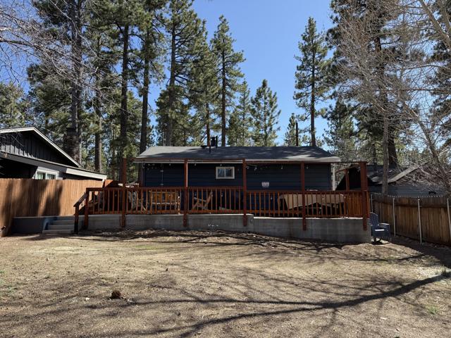 40110 Highland Road, Big Bear CA: https://media.crmls.org/mediaz/f3320a1c-a5f7-44c1-9401-a4e3ac92a70c.jpg