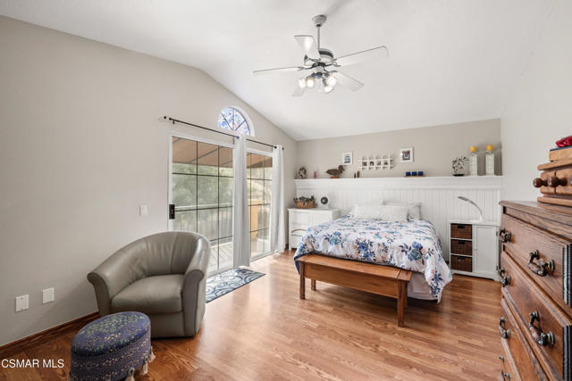 680 Sedgeworth Court, Simi Valley CA: https://media.crmls.org/mediaz/f3331a80-4fb6-4ad6-bf0c-2dc5a0dffb97.jpg