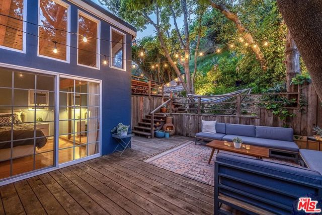 8460 Kirkwood Drive, Los Angeles CA: https://media.crmls.org/mediaz/f33459e7-7a97-4493-ab8d-d584ab1ea4a4.jpg