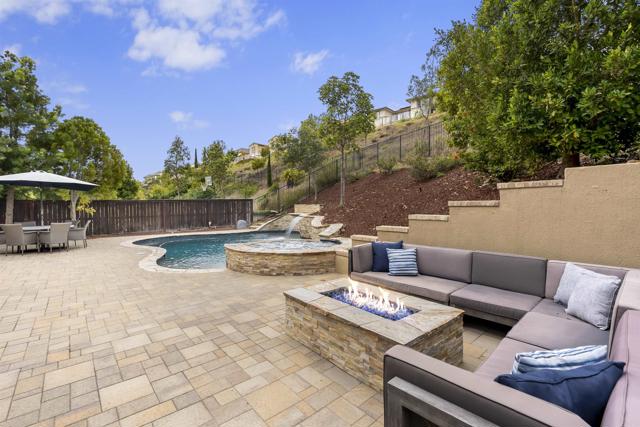 702 COSTA DEL SUR, San Marcos CA: https://media.crmls.org/mediaz/f334bf57-8a53-429c-abba-32e33a8b403c.jpg