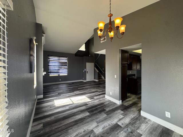 Detail Gallery Image 8 of 23 For 40148 La Cota Dr, Palmdale,  CA 93550 - 3 Beds | 2/1 Baths