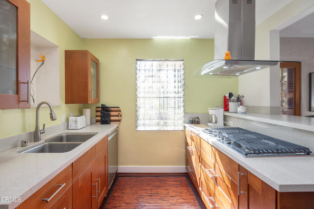 Detail Gallery Image 9 of 31 For 4129 Marmion Way, Los Angeles,  CA 90065 - 2 Beds | 1 Baths