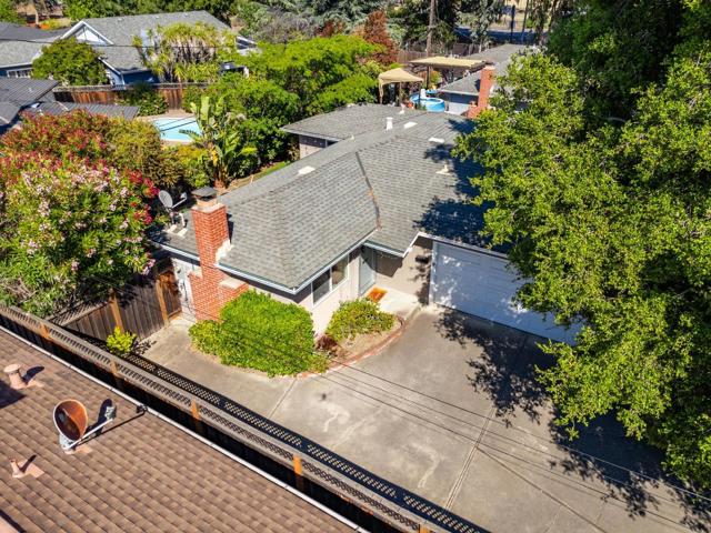 12 Church Street, Mountain View CA: https://media.crmls.org/mediaz/f338368d-38f1-43e9-963d-9b5e0fcf7c4d.jpg