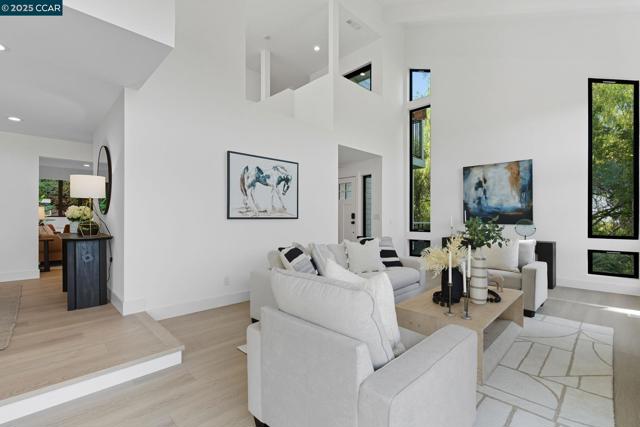 189 Rudgear Drive, Walnut Creek CA: https://media.crmls.org/mediaz/f33862a3-5062-4560-aae7-8f9a10b75060.jpg