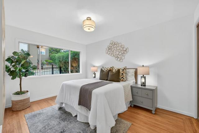 72 Cresta Vista Drive, San Francisco CA: https://media.crmls.org/mediaz/f3389239-f985-4ee3-9af6-a9168ce57ea2.jpg
