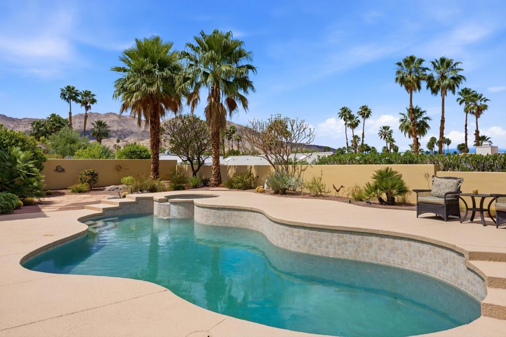 73198 Loma Vista Lane