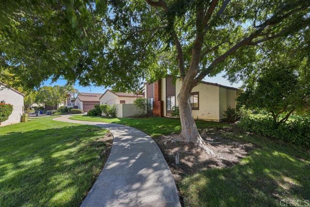 2013 Billy Glen, Escondido CA: https://media.crmls.org/mediaz/f339643f-f292-4935-b655-da88196b1975.jpg