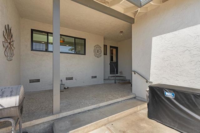 215 Rays Circle, Hollister CA: https://media.crmls.org/mediaz/f339665c-e2c8-4c70-9600-c86ee0efbef1.jpg