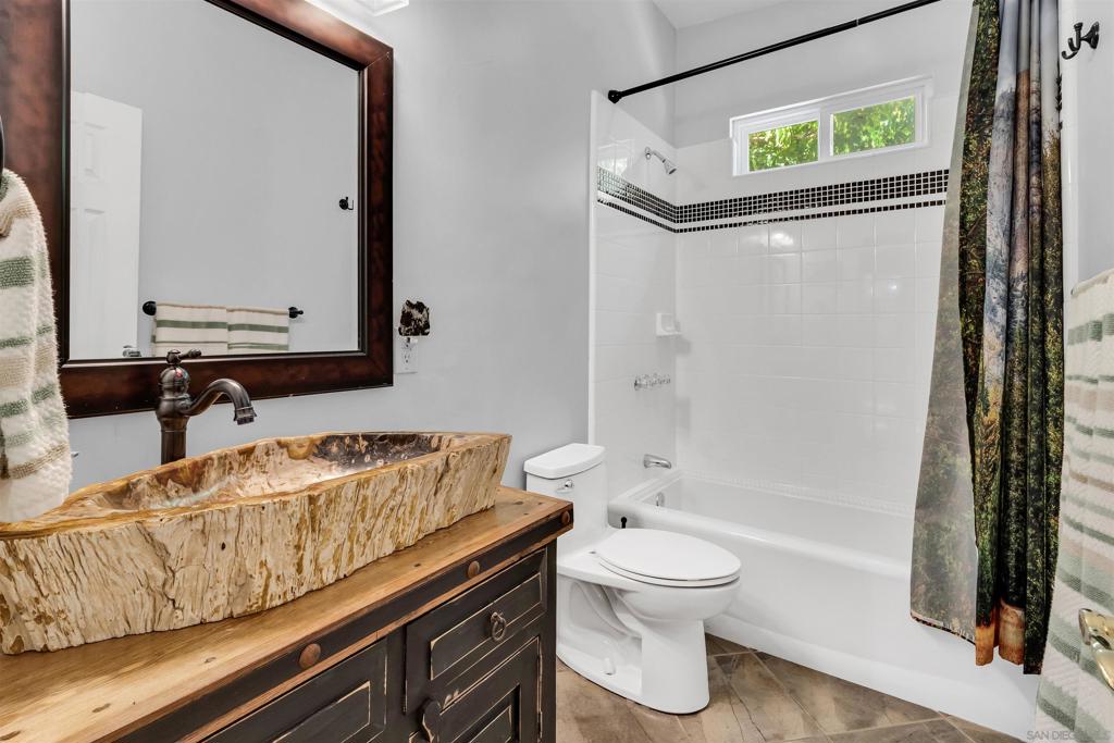 7310 Hamlet Ave. - photo 17