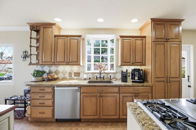 3039 Dumas Street, San Diego CA: https://media.crmls.org/mediaz/f33a2266-1db7-49b8-968d-5350ab89a432.jpg