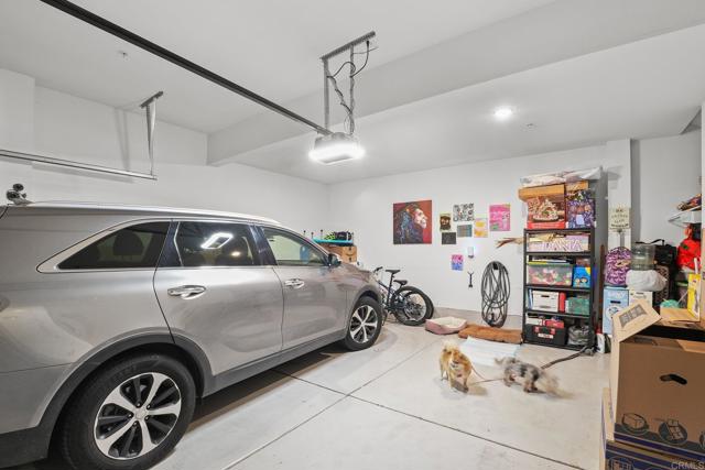 5495 Seacliff Place, San Diego CA: https://media.crmls.org/mediaz/f33a8598-db22-45c5-833e-000a667aa6df.jpg