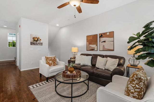 2494 Antlers Way, San Marcos CA: https://media.crmls.org/mediaz/f33ab387-d7c7-4237-bb82-e10dac97a774.jpg