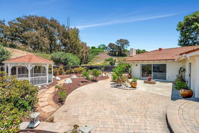 5623 JOCKEY WAY, Bonita CA: https://media.crmls.org/mediaz/f33abc22-6ba7-430b-b967-74d000cff12c.jpg