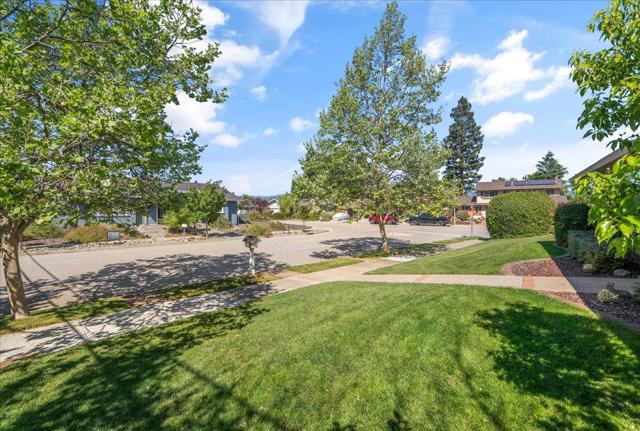 670 Roble Drive, Morgan Hill CA: https://media.crmls.org/mediaz/f33b34ea-e86c-492c-a60c-73c1e2cb85c7.jpg