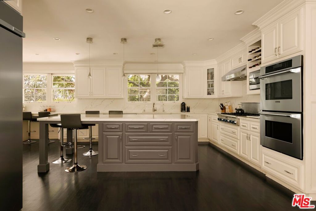 MLS #26872023 image #3
